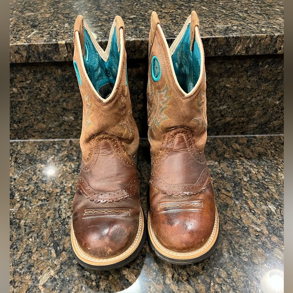 Size 8.5 Ariat fatbaby boots - Picture 3 of 5